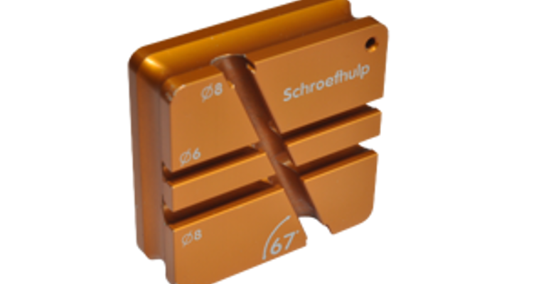 Packshot van de BEWI IsoBouw schroefhulp