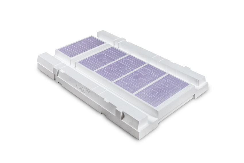 Packshot van de bodemplaat van PowerKist Duo vorstrandbekisting voor fundering op staal. 