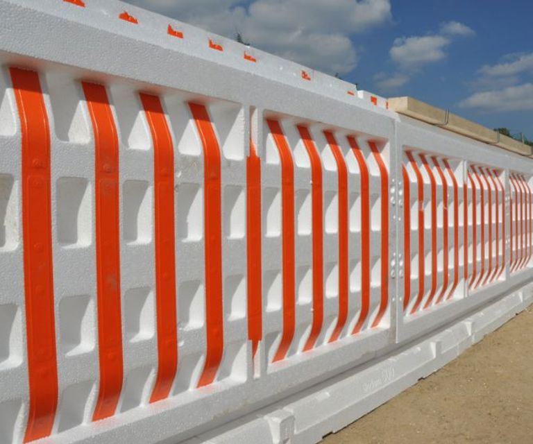 Close-up van de zijwanden van de PowerKist funderingsbekisting. 