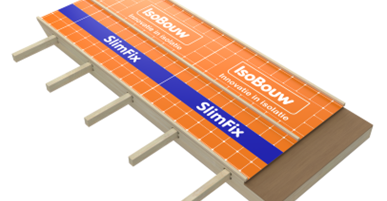 Packshot van een SlimFix XT dakelement met een kopgevel-overstekvoorziening en een gootverjonging.