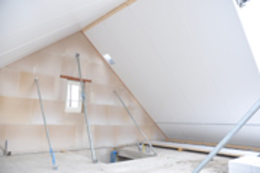 Projectfoto van het eindresultaat van SlimFix XT Prefab dakelementen vanuit de binnenzijde gezien.